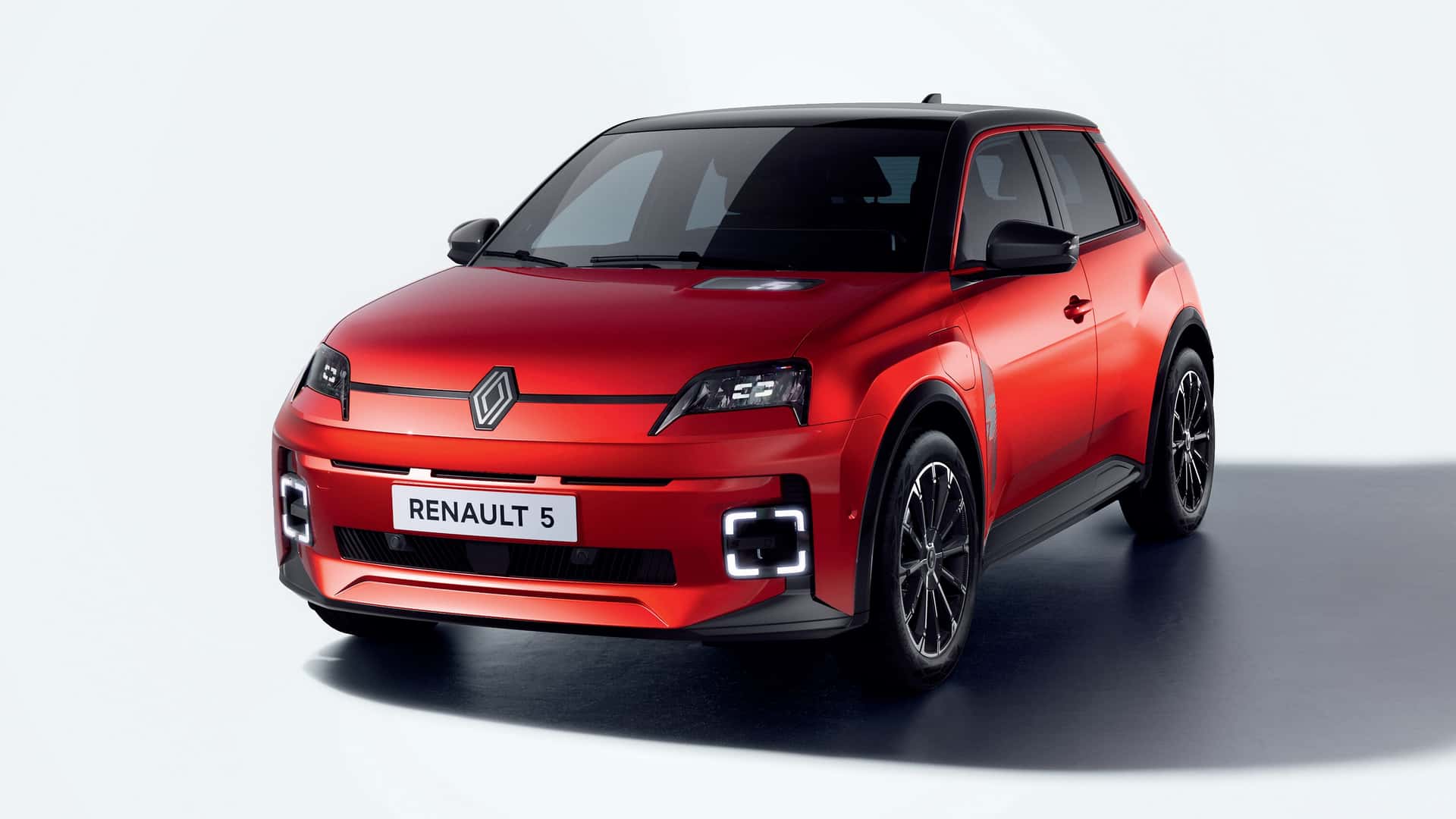 Новий колір DeZir-Rot для моделі 2027 року. Фото: Renault