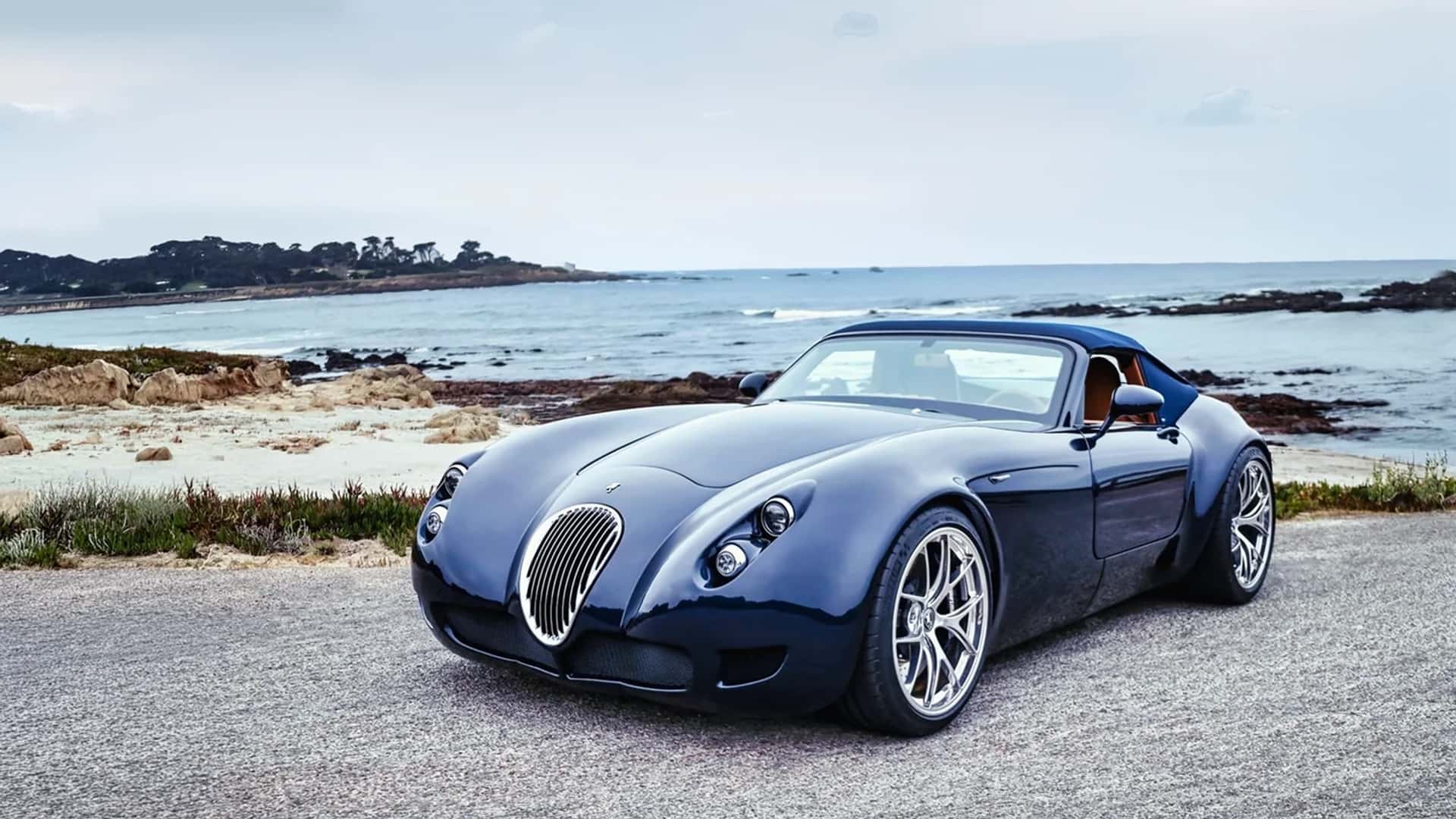 Front view of Wiesmann MF5 Tributo