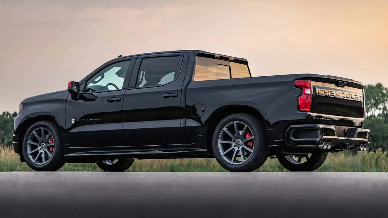Вид сзади и сбоку Chevrolet Silverado 1500 Launch Edition
