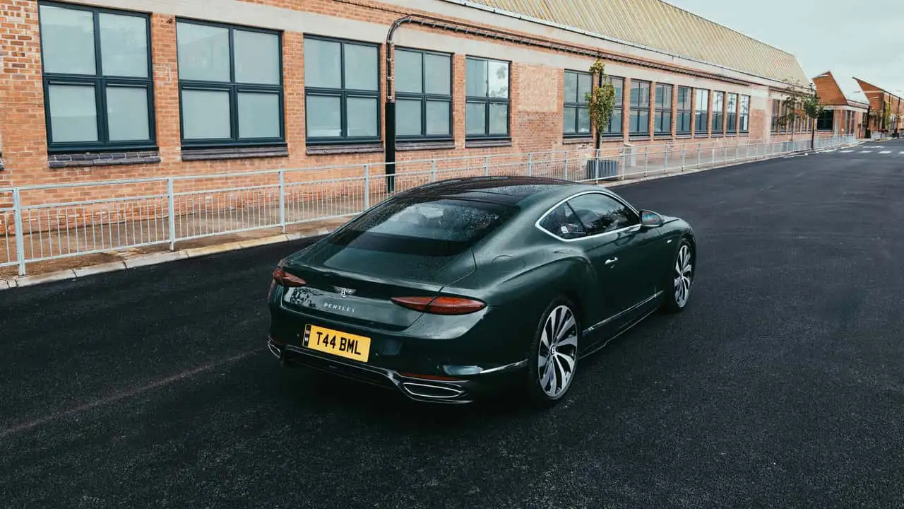 Bentley Continental GT Azure - вид спереди