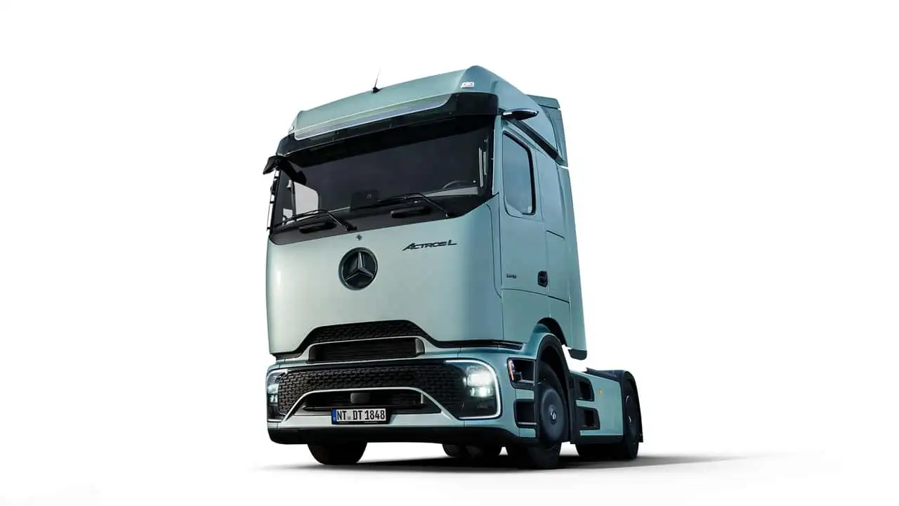 Image of Mercedes-Benz truck