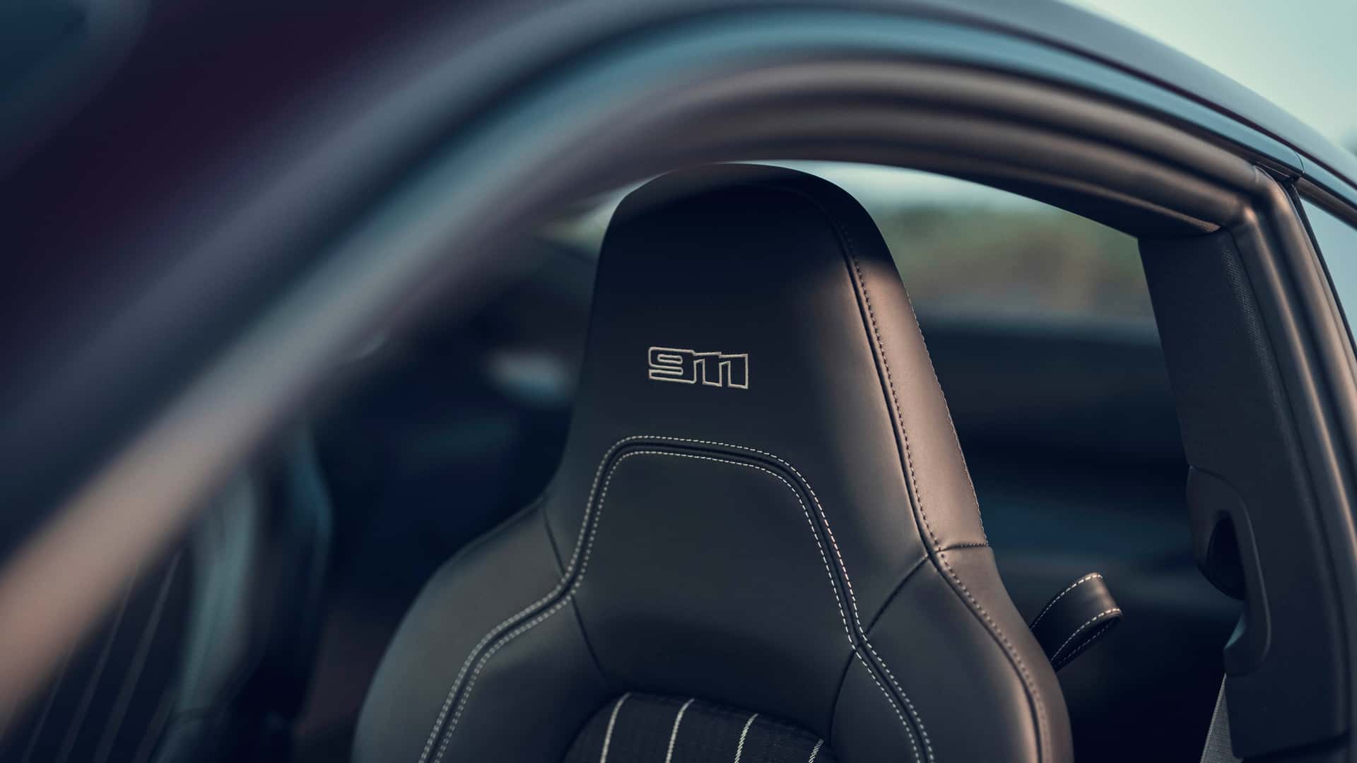 Фото деталей интерьера Porsche 911 Carrera S