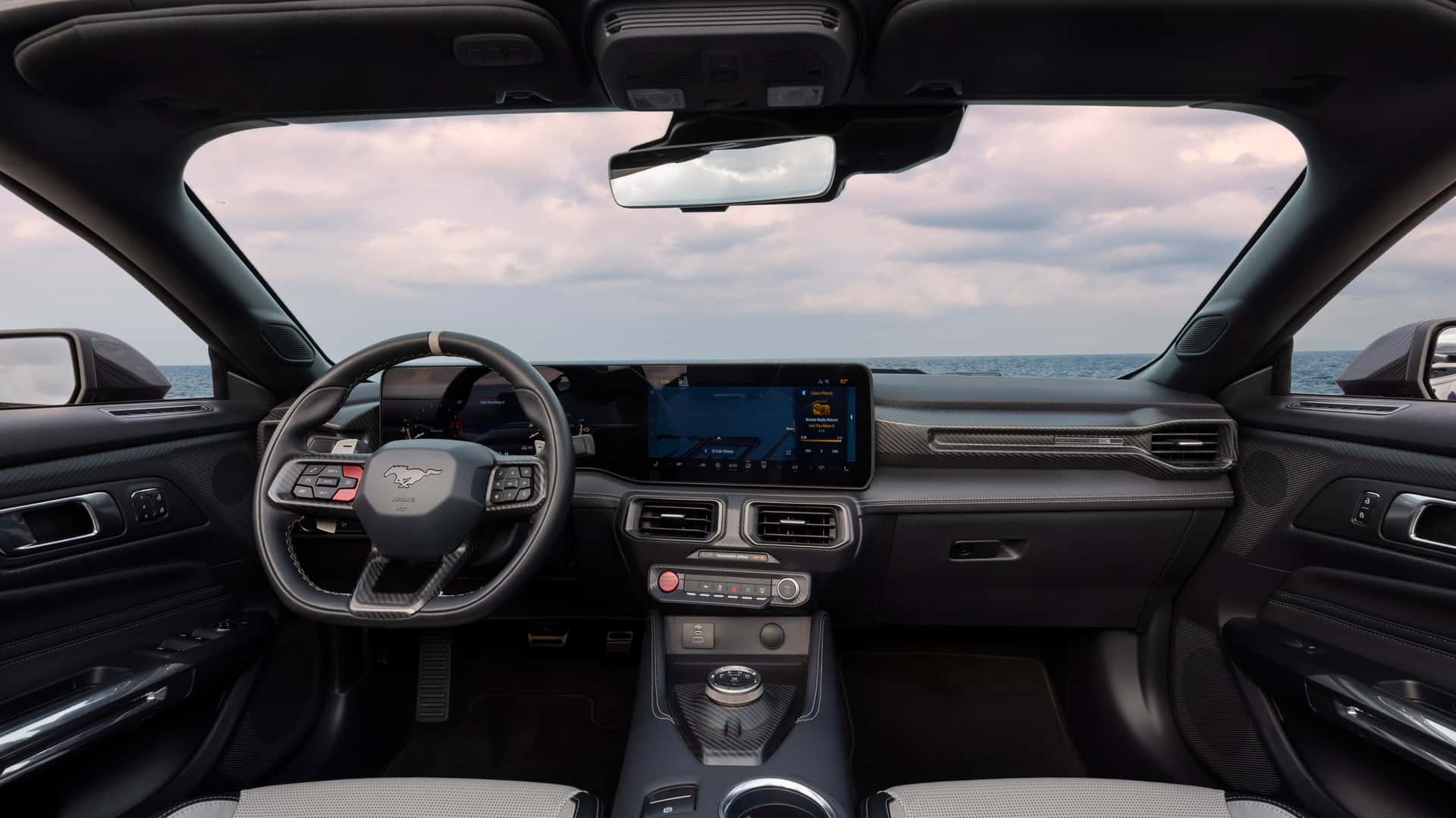 Елементи інтер'єру Ford Mustang Dark Horse SC Convertible