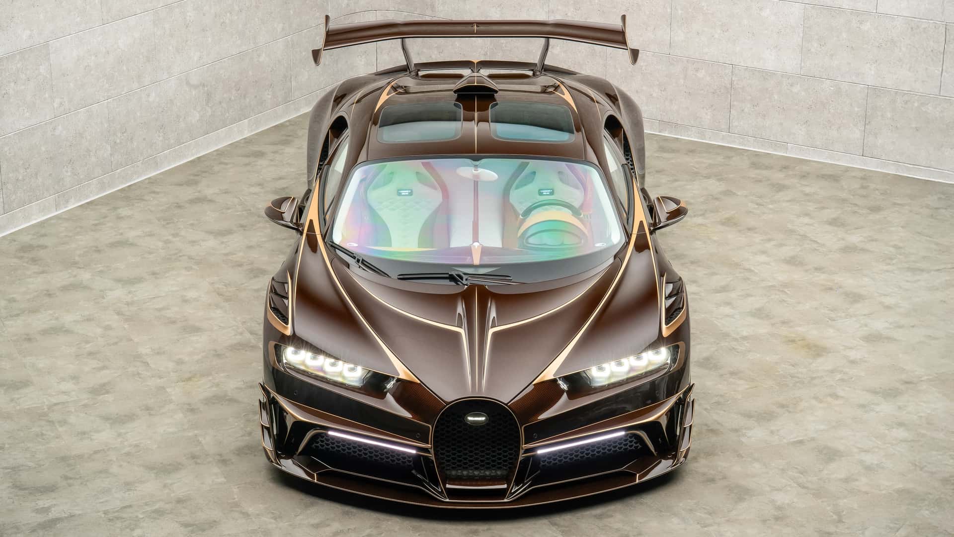 Интерьер Mansory Vivere с новыми материалами