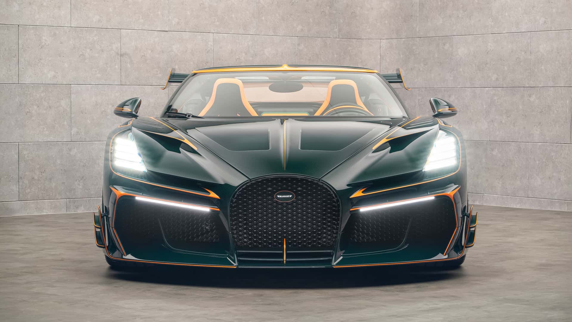 Интерьер Mansory Vincerò с карбоном