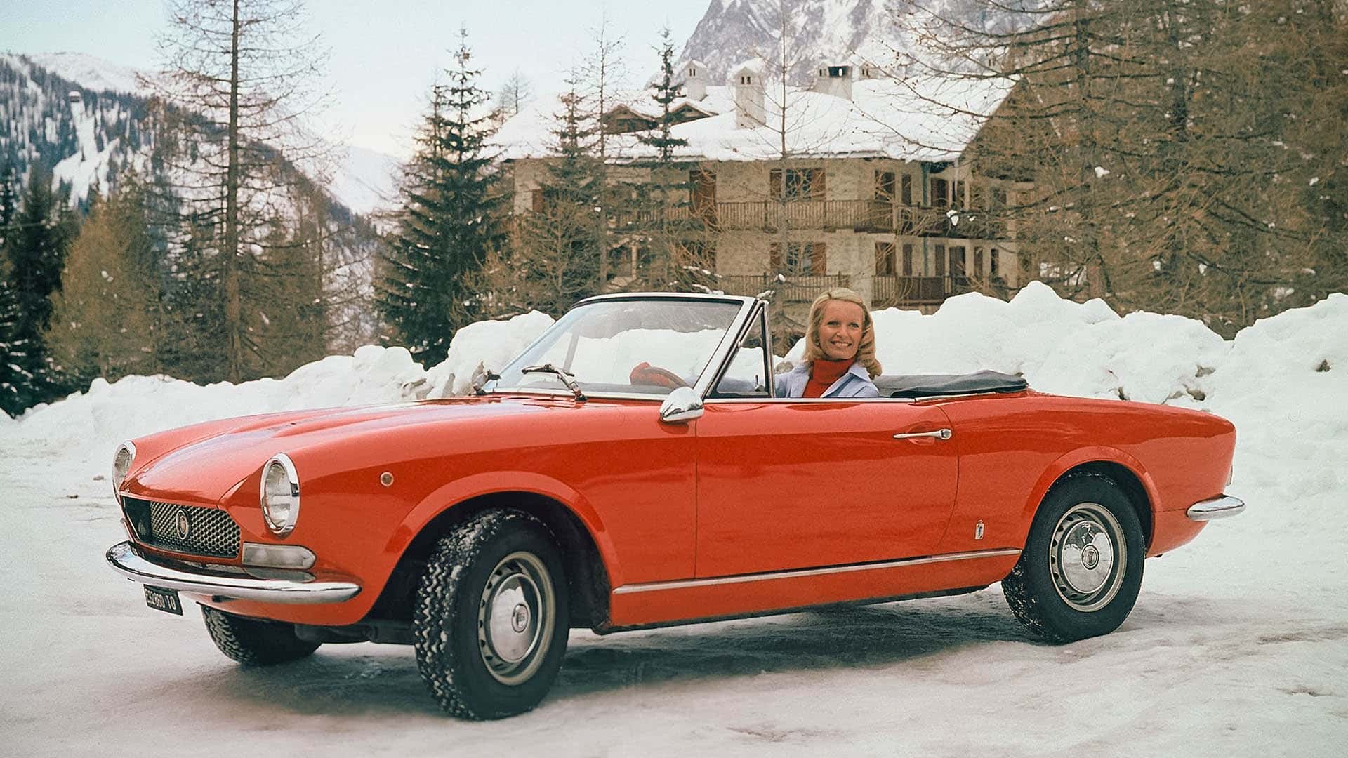 Интерьер Fiat 124 Spider