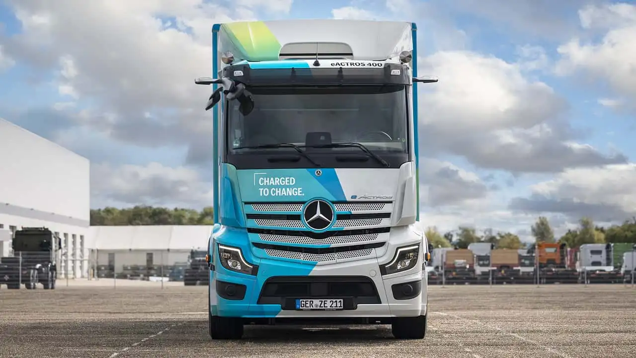 Preview of Mercedes-Benz truck