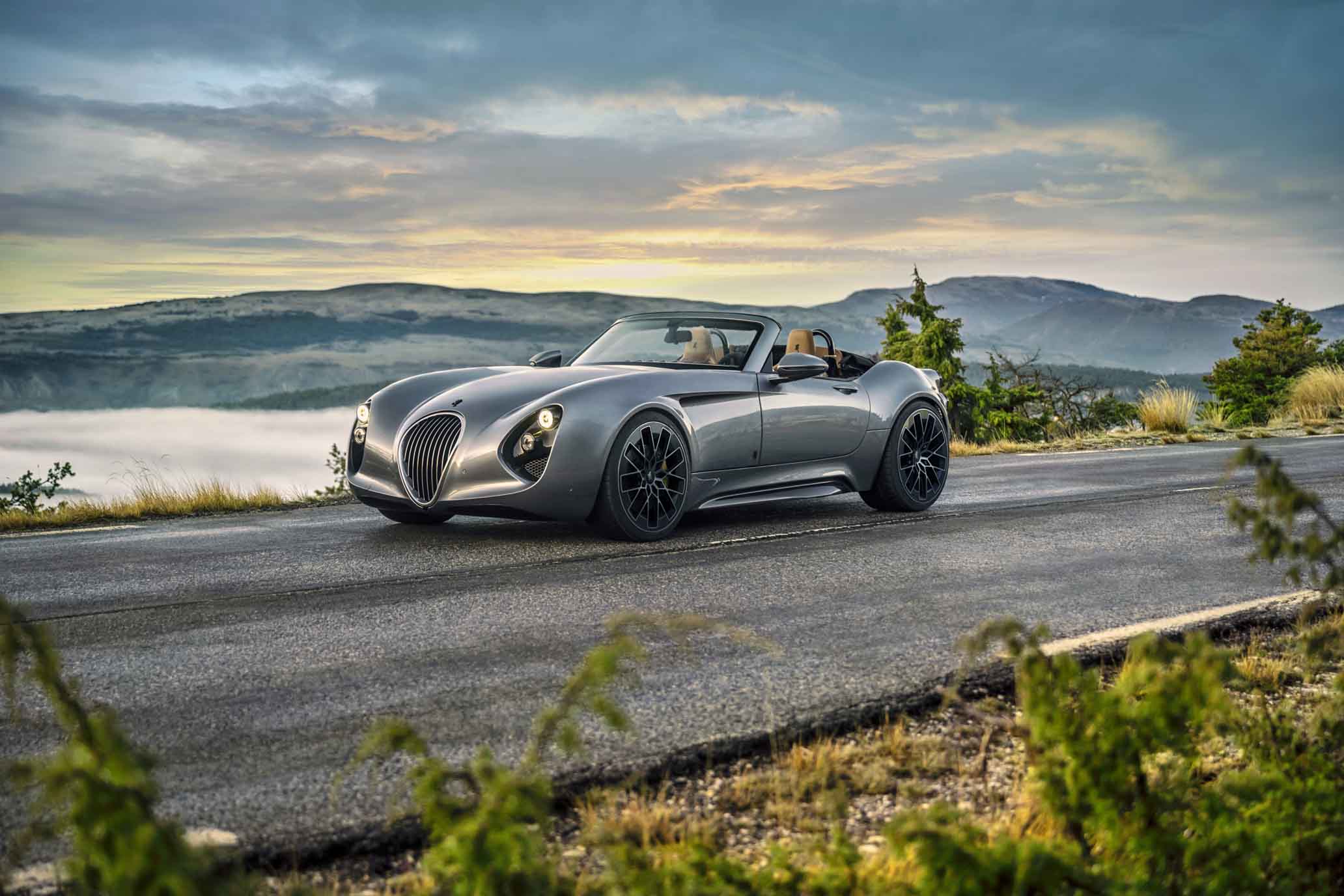 Dashboard of Wiesmann MF5 Tributo