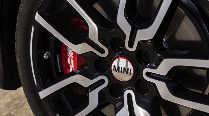 MINI 1965 Victory Edition - Image 5