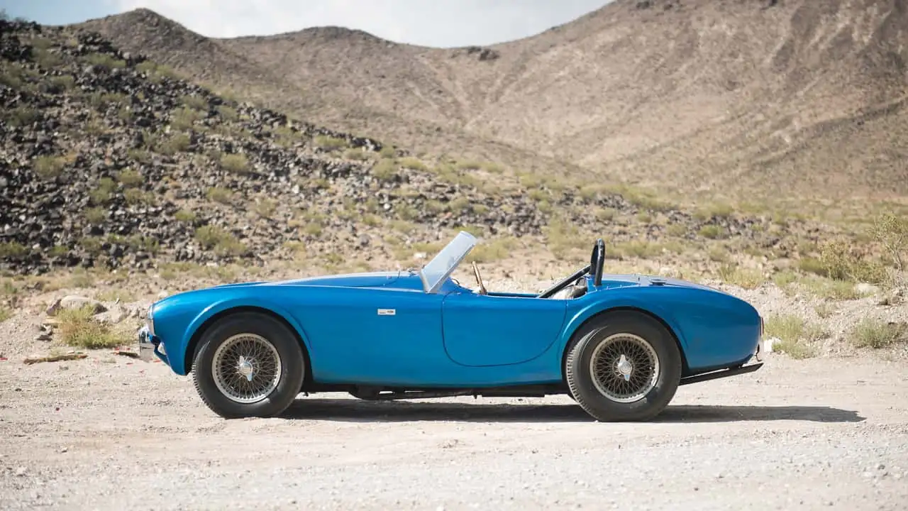 Shelby Cobra 260 Prototype в движении