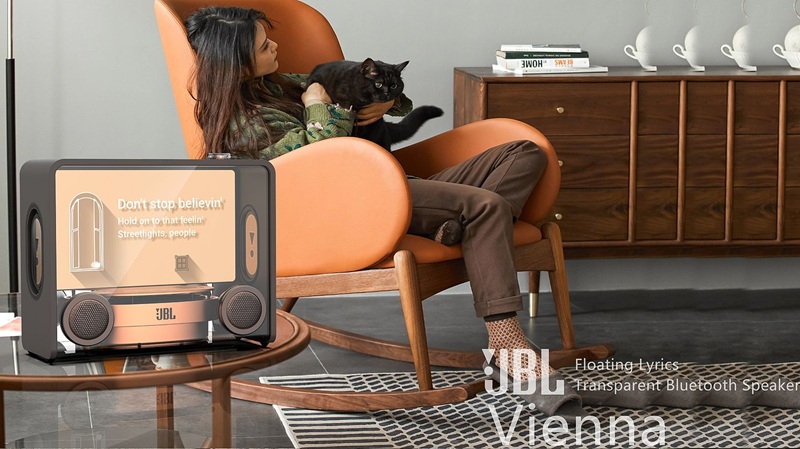 JBL Vienna: pantalla de 18,5" con efecto de letras flotantes.