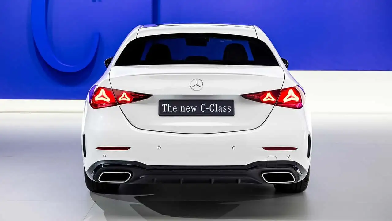 Внутри Mercedes-Benz Classe C рестайлинг 2026