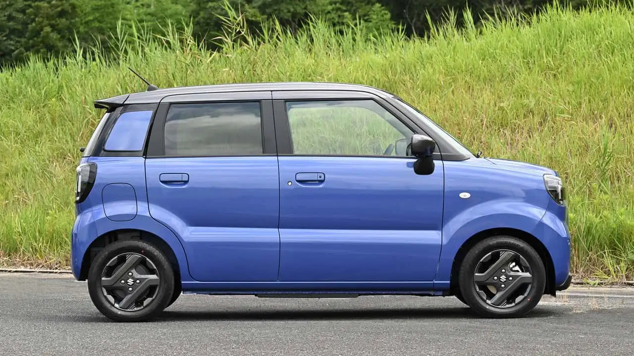 Suzuki e Sky вид с другой стороны