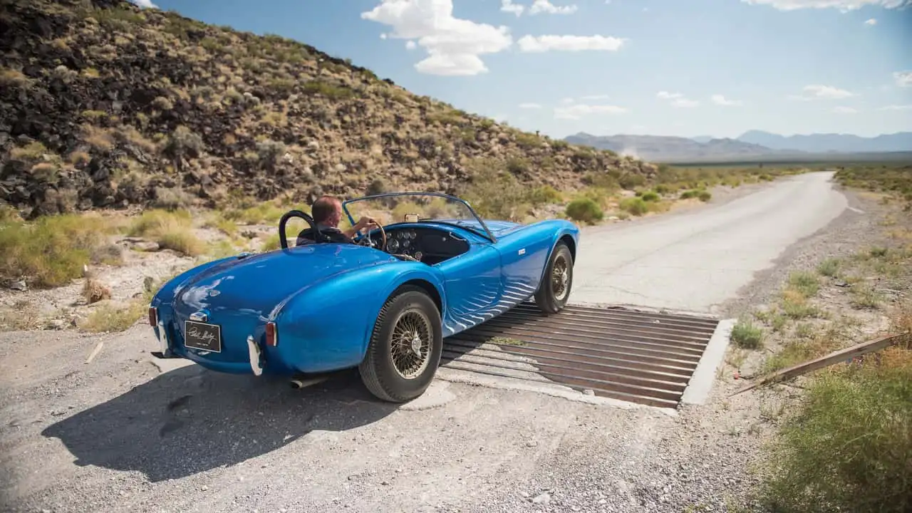 Задний вид Shelby Cobra 260 Prototype