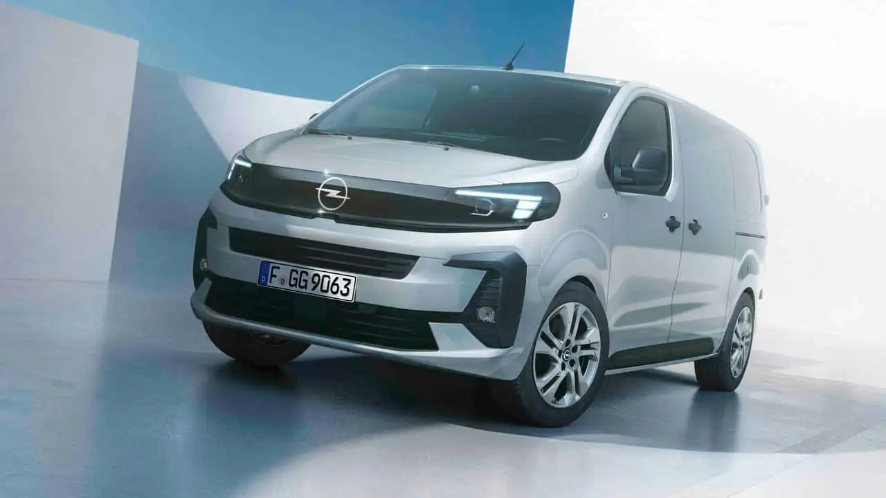 Opel Vivaro платформа с кабиной