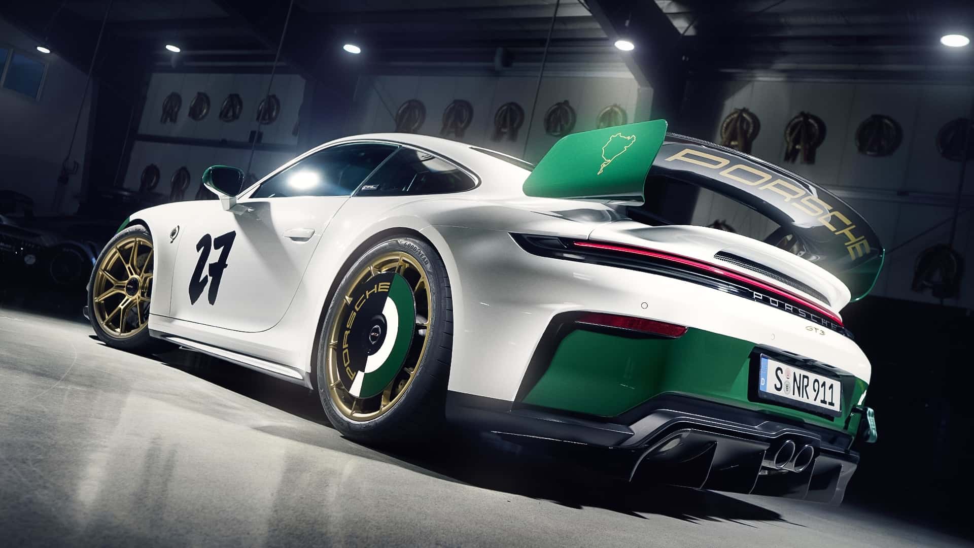Porsche 911 GT3 - вид с другого ракурса