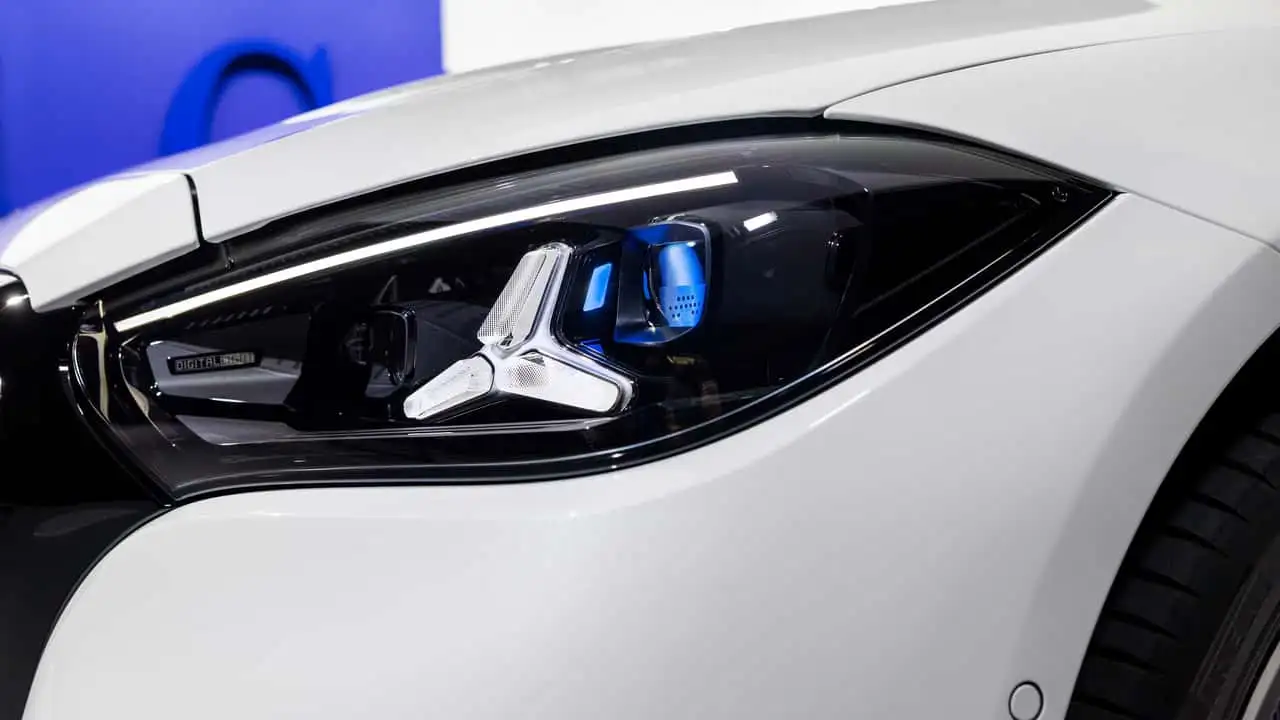 Медиасистемы Mercedes-Benz Classe C рестайлинг 2026