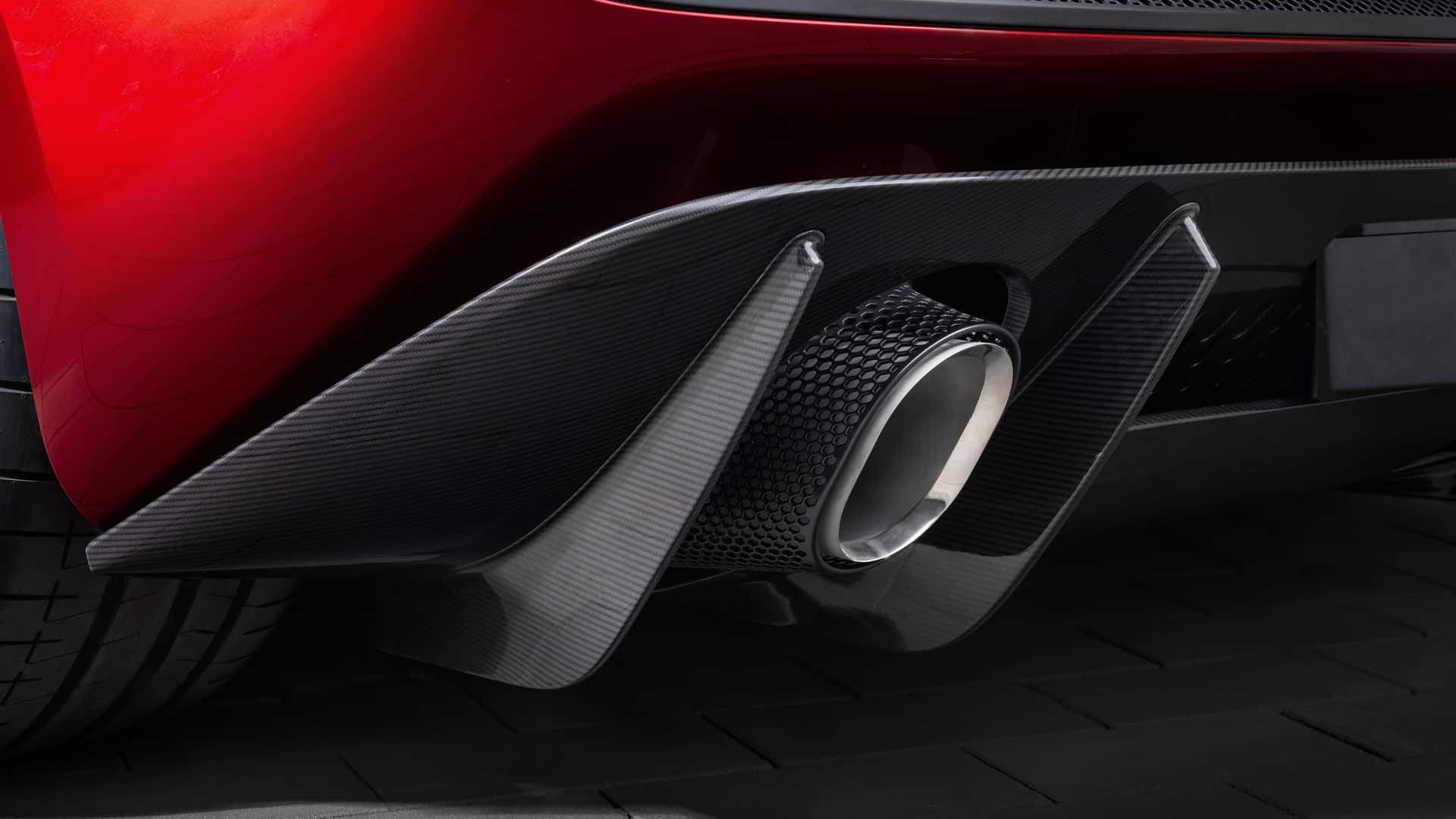 McLaren McL 6GT фото 12