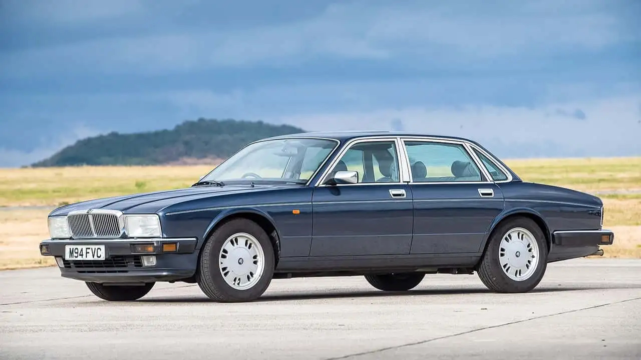 Руль Jaguar XJ40