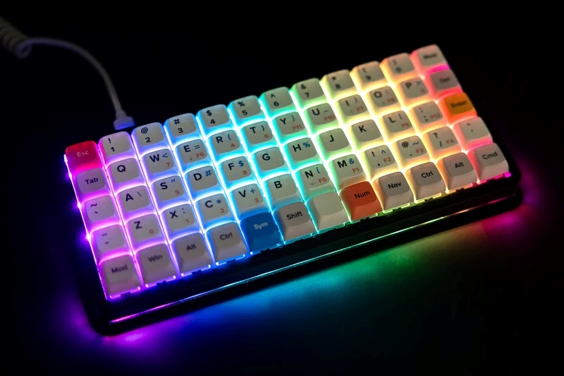 Apos Preonic Rev 4 with RGB Lighting