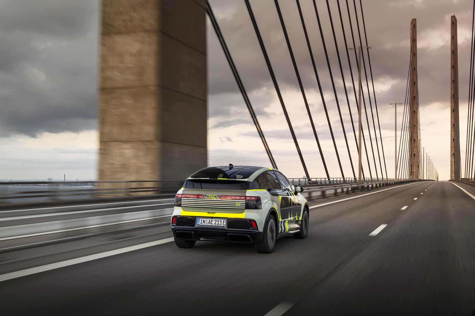 Audi A2 e-tron вид спереди