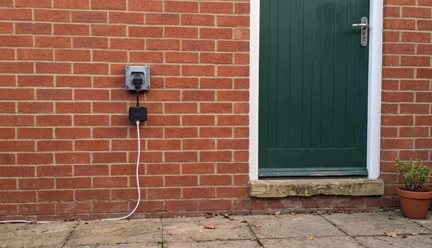 smart outlet for christmas lights