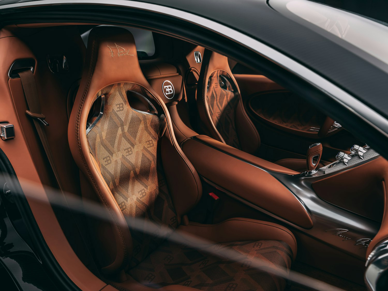 Console centrale en aluminium de la Bugatti F.K.P. Hommage