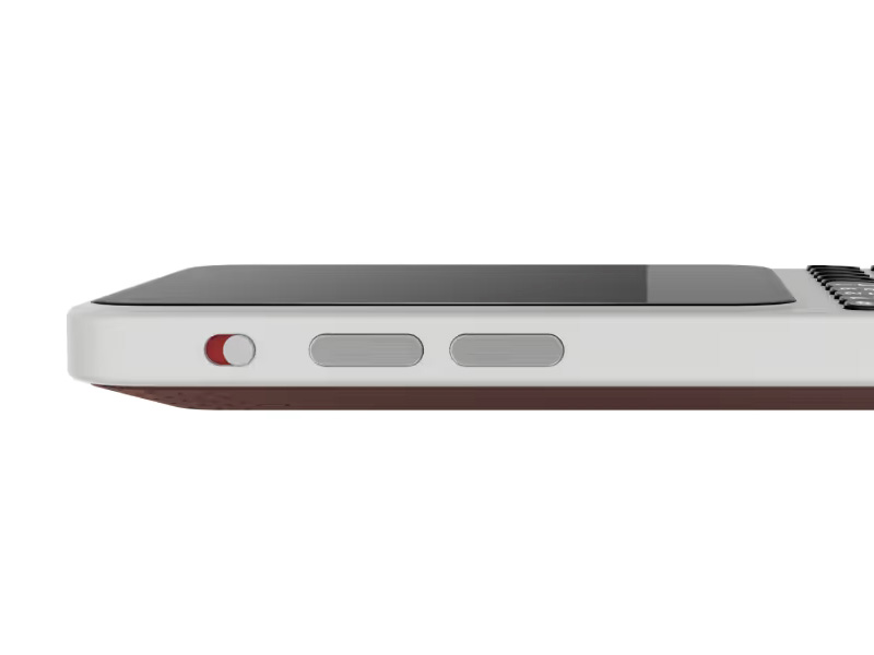 Détail du panneau arrière du Clicks Communicator