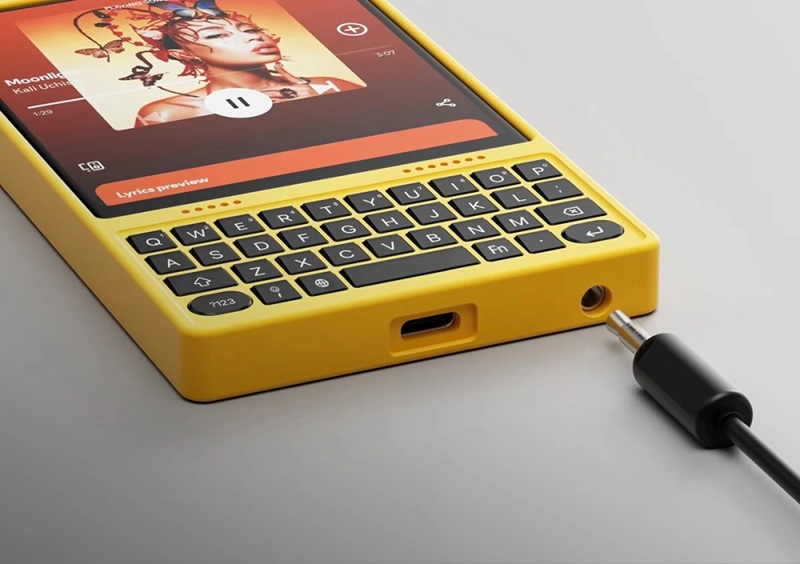 Detachable keyboard for iKKO MindOne