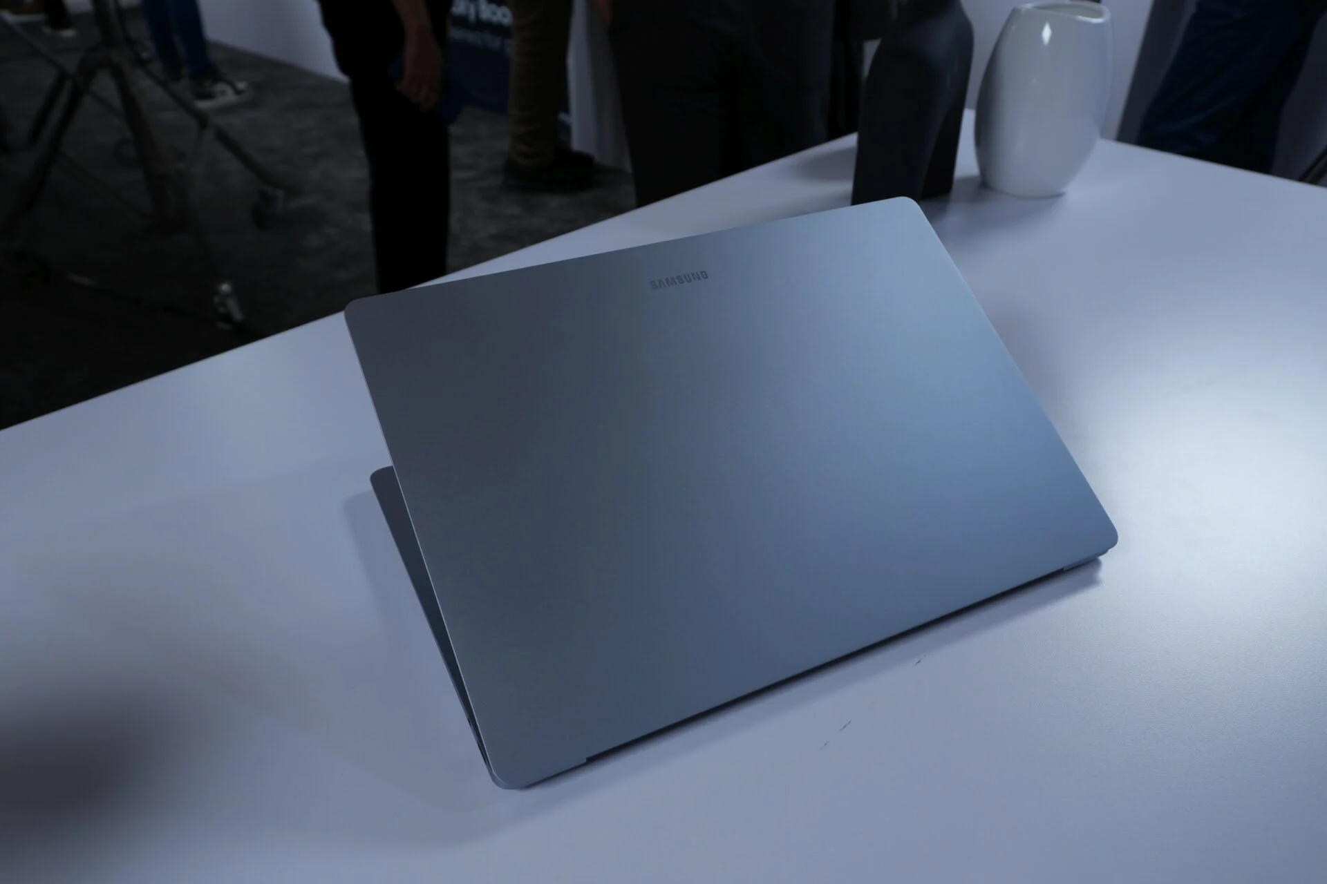 Galaxy Book 6 front view