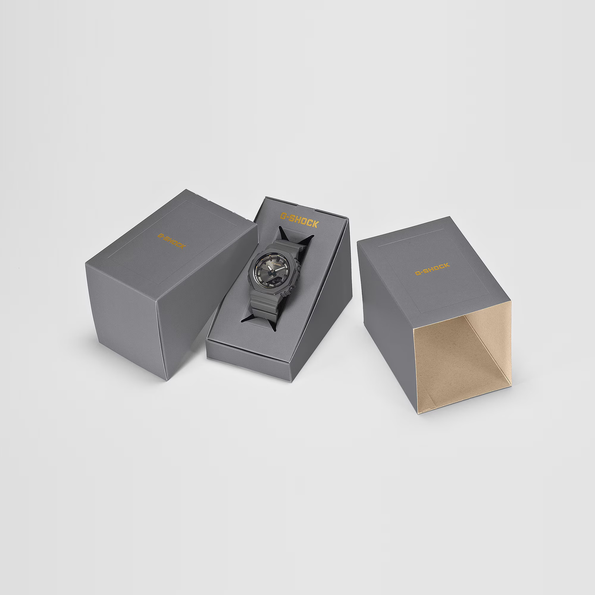 Упаковка G-Shock GMA-P2126W