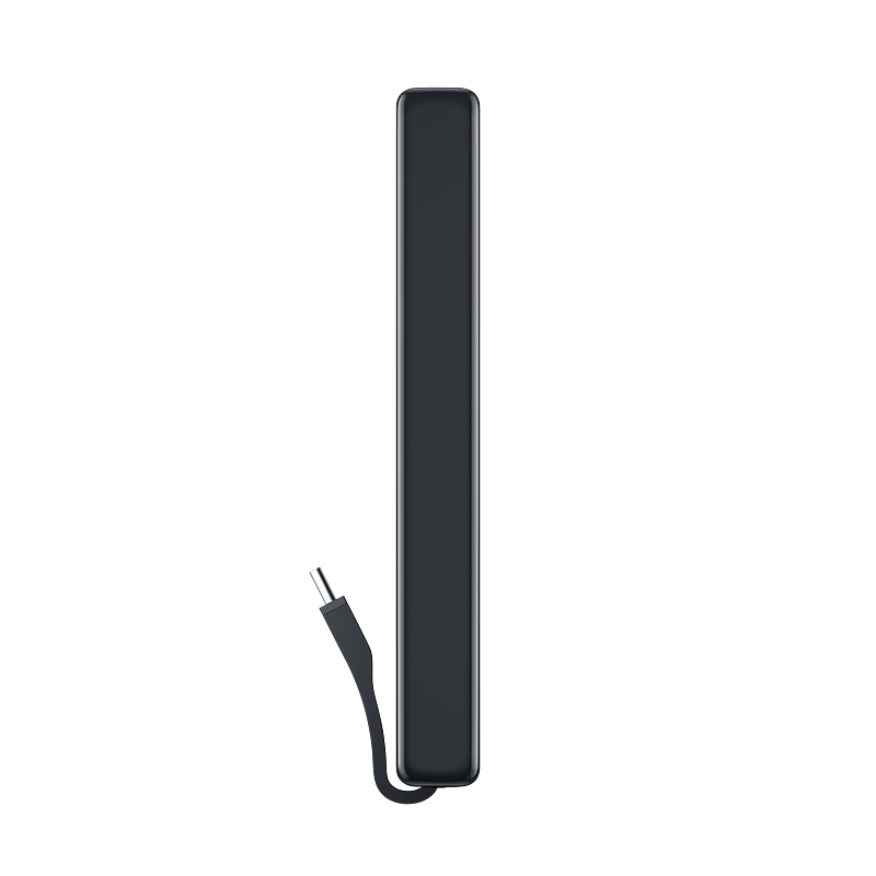 Huawei All-Round Charging Power Bank заряжает смартфон
