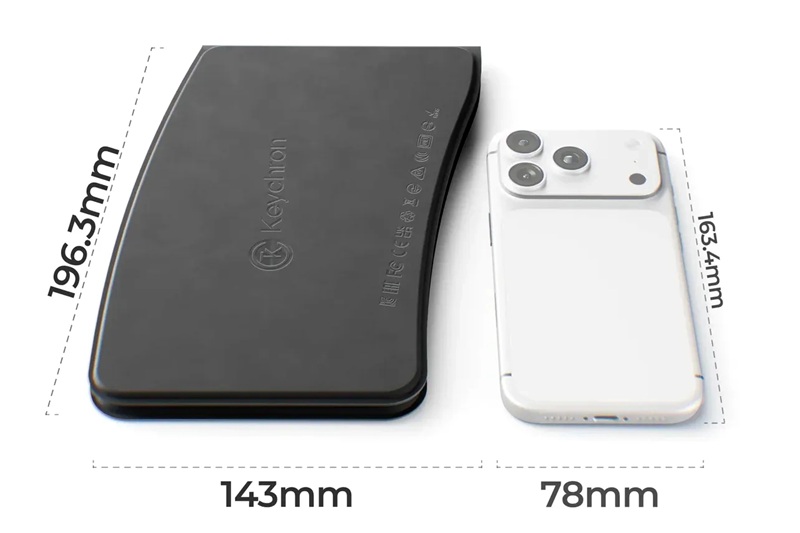 Keychron B11 Pro у Складеному Вигляді