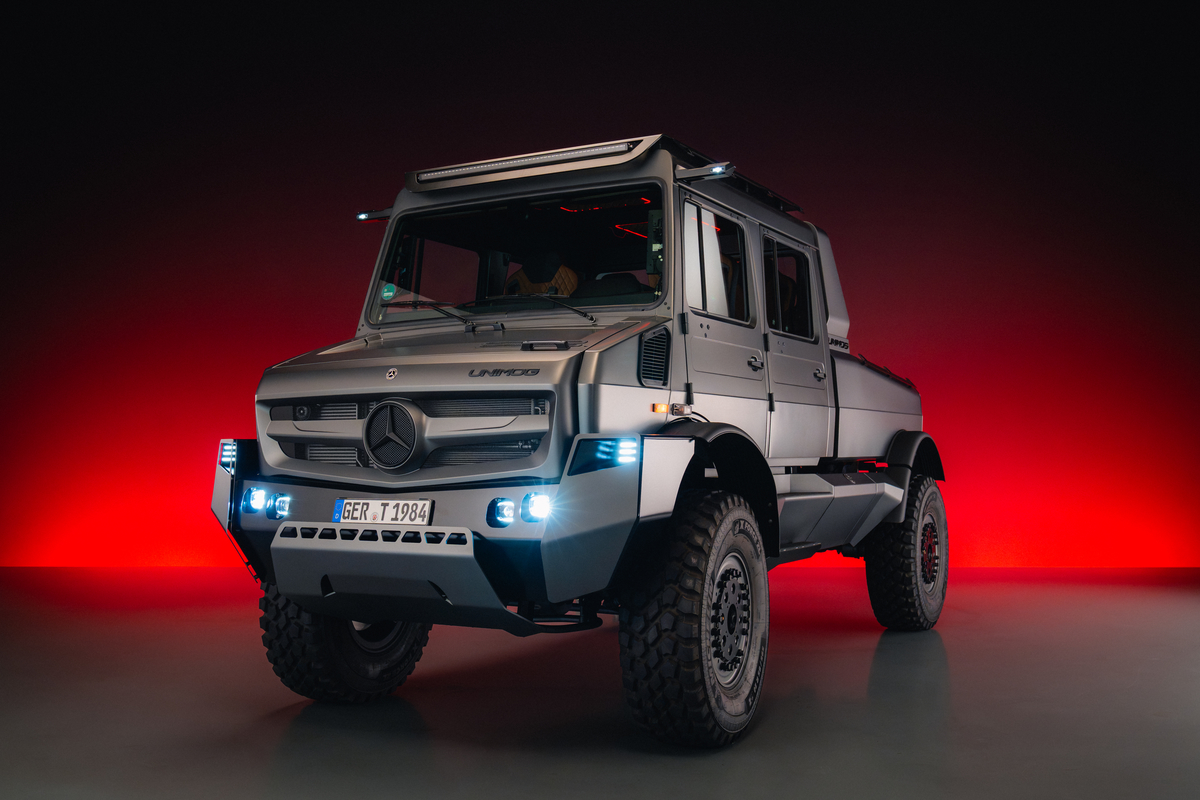 Unimog на дороге