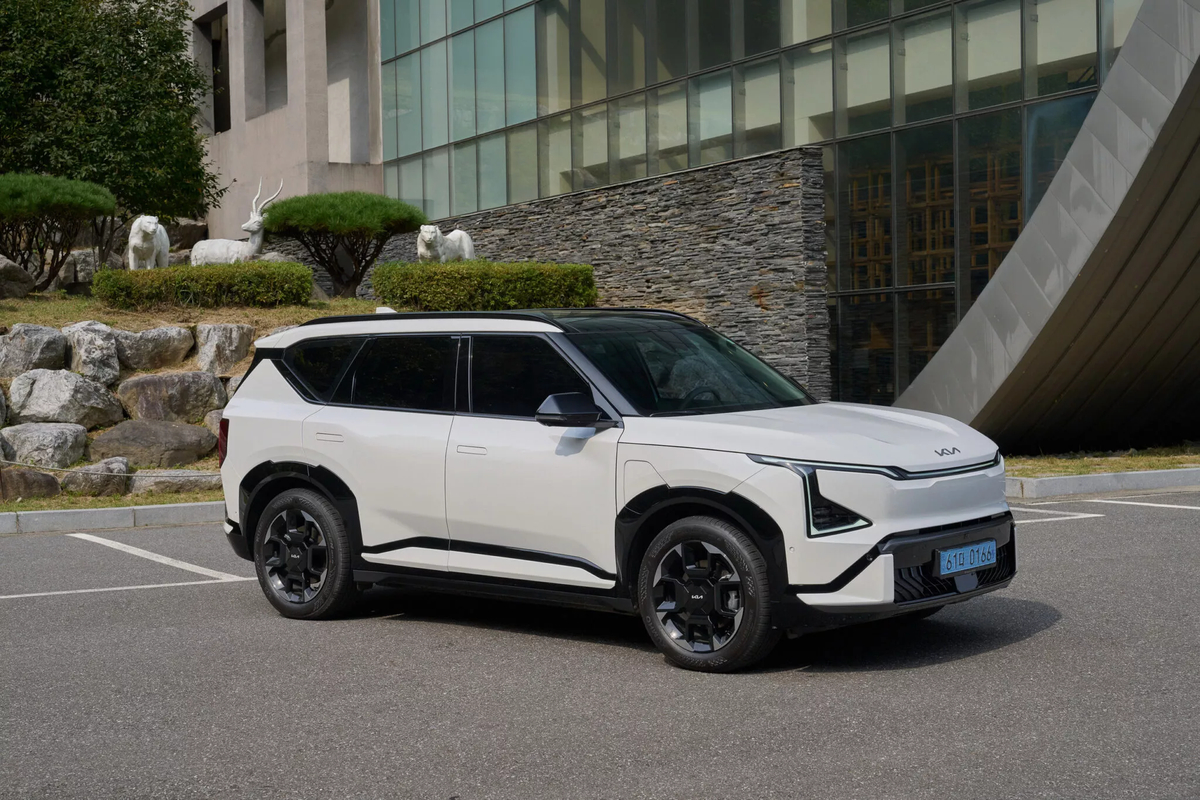 Kia EV5 facelifted model