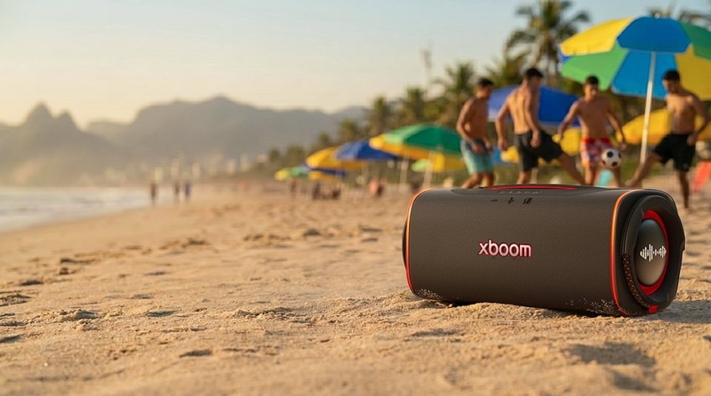 LG xBoom Blast Bluetooth-колонка