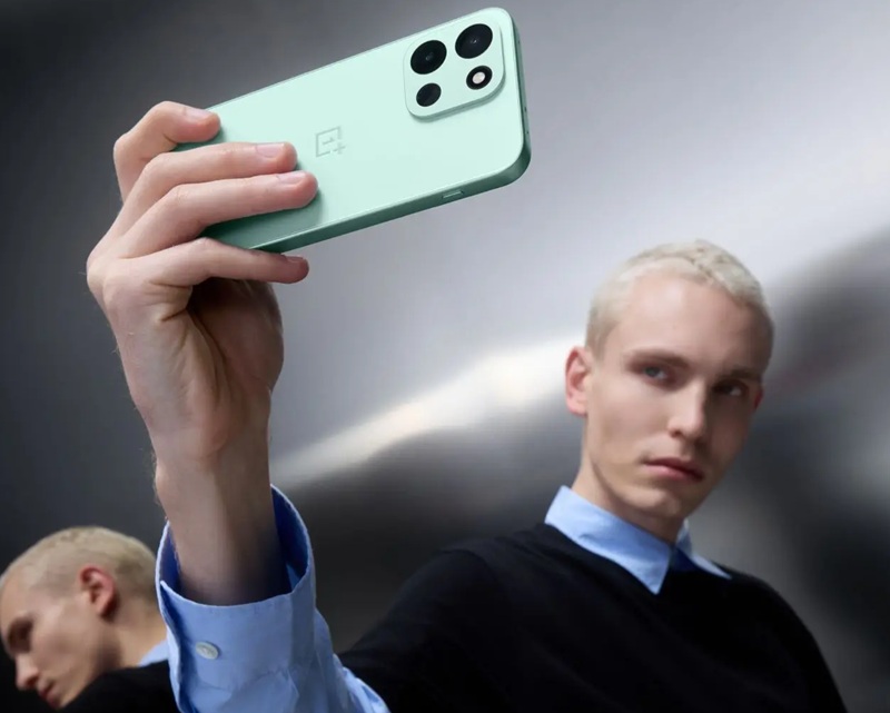 OnePlus Nord 6 in Mint