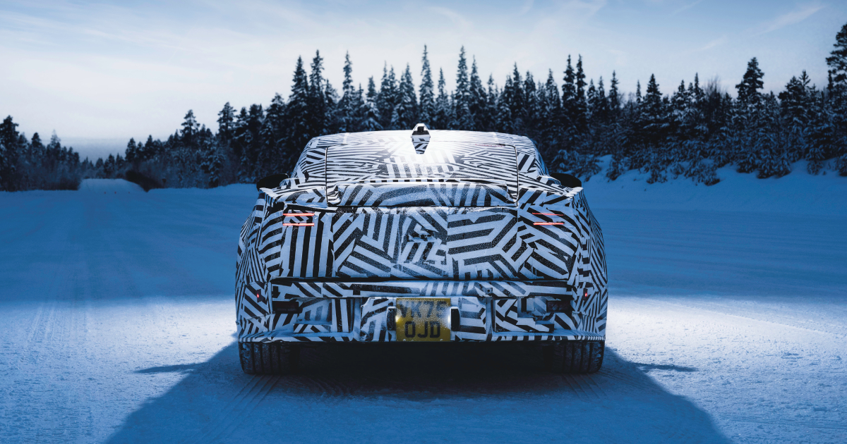 Новий Jaguar GT на тестах