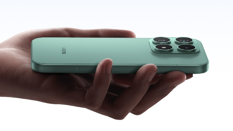 Xiaomi 17 with LTPO OLED display