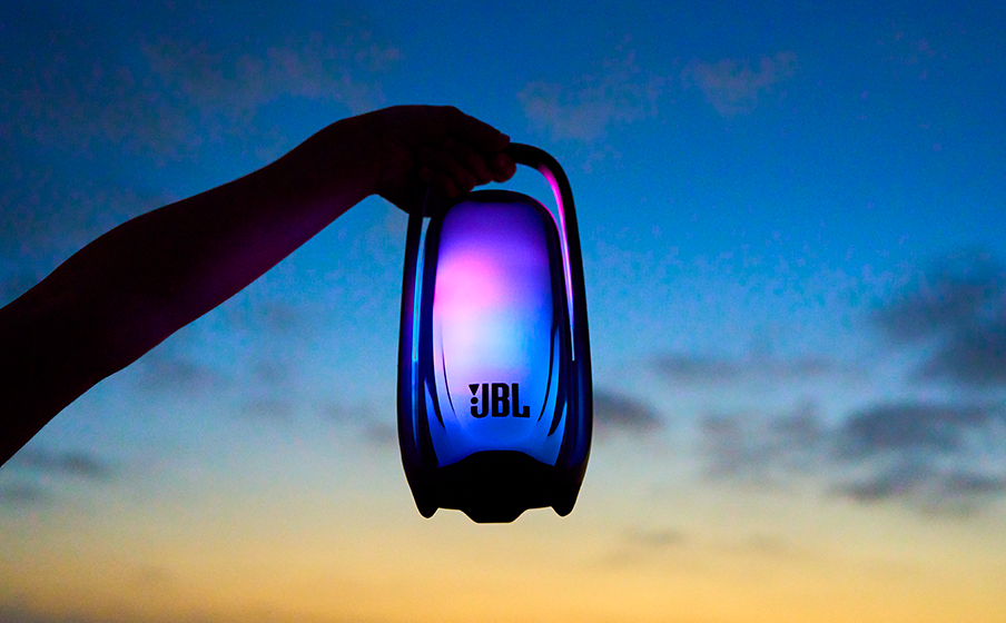JBL Pulse 6 стиль життя 01