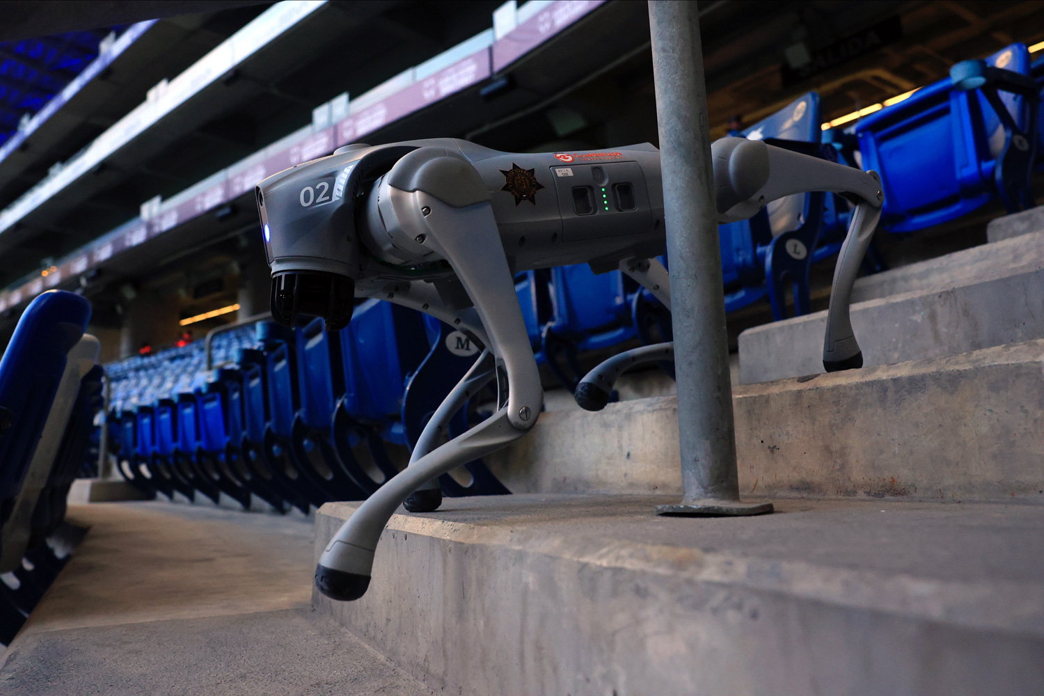 Robot K9-X au stade BBVA