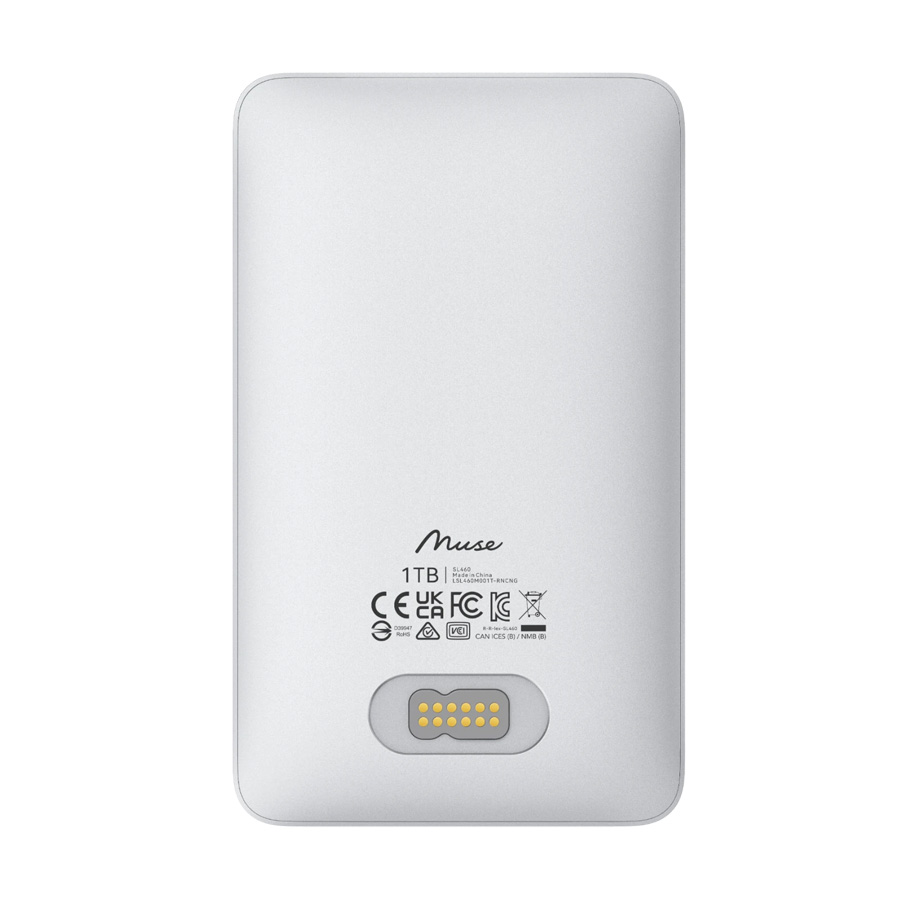 Lexar Muse SSD у порівнянні з iPhone