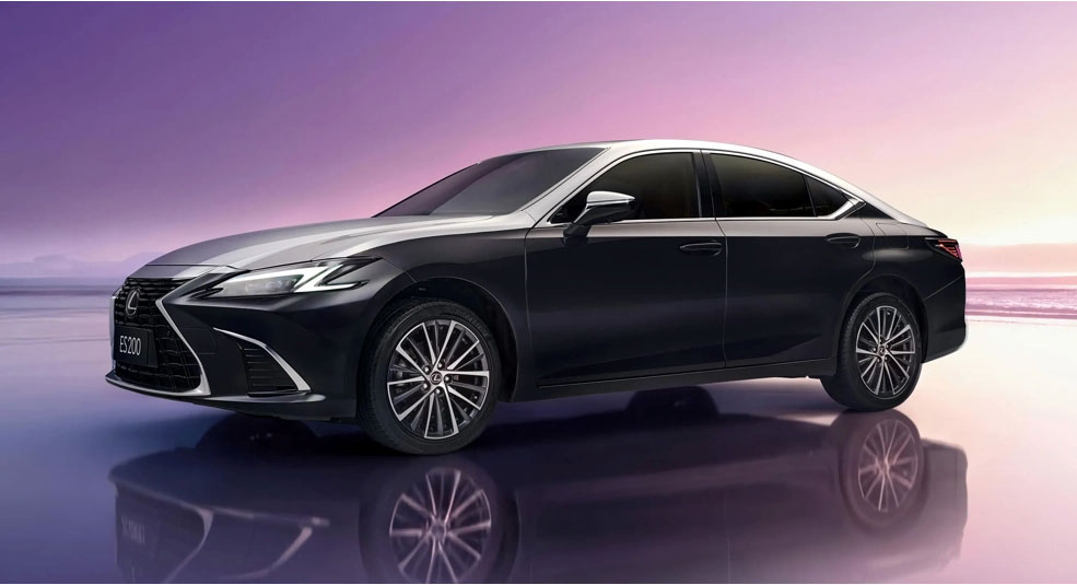 Lexus ES 200 Moon Shadow