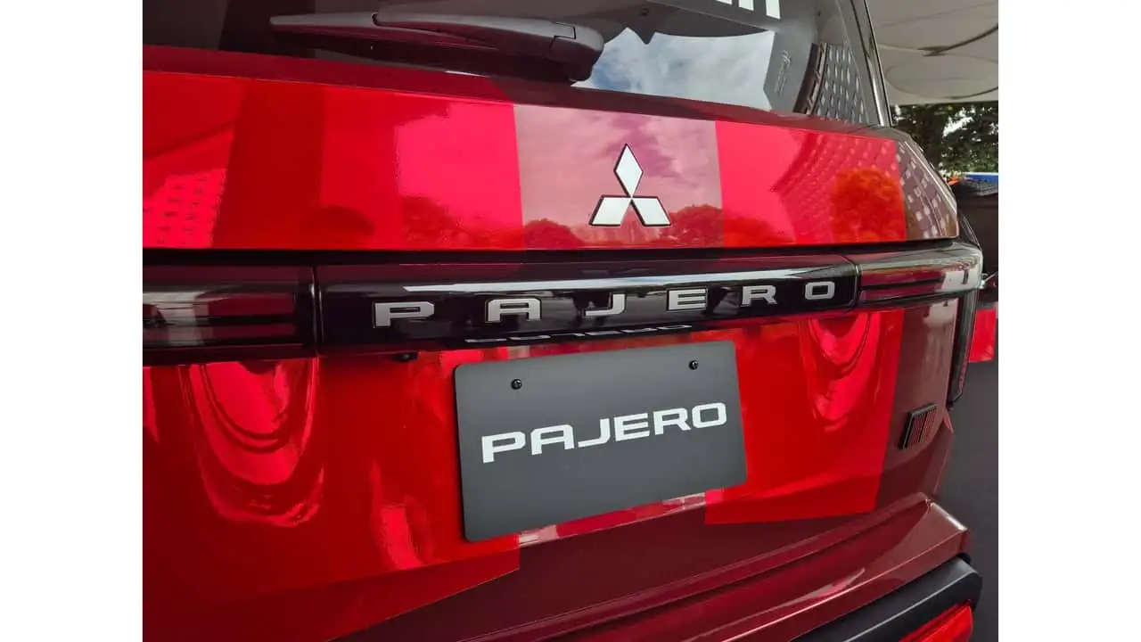 Mitsubishi Pajero Sport Ralliart Concept, вид спереду