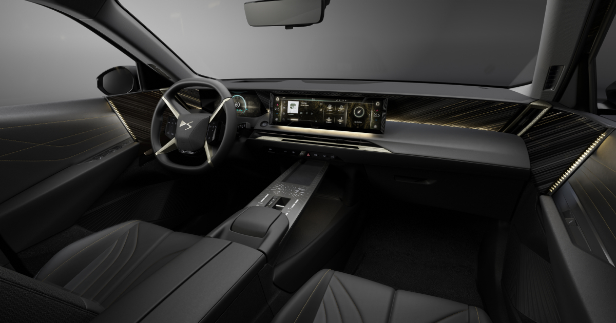 Интерьер DS №7 в серо-базальтовом стиле и декор