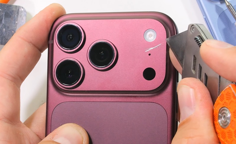 Задняя крышка iPhone 18 Pro