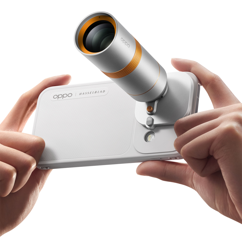 Oppo Find X10 with Hasselblad Teleconverter Kit