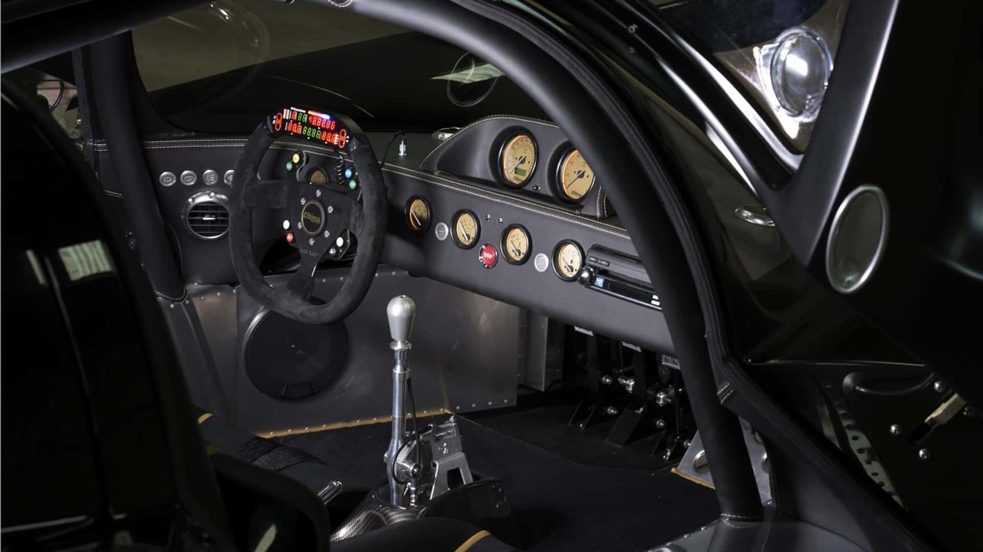 Просмотр изображения peregryn-gt-r-ultima-rs-cockpit 3.jpeg