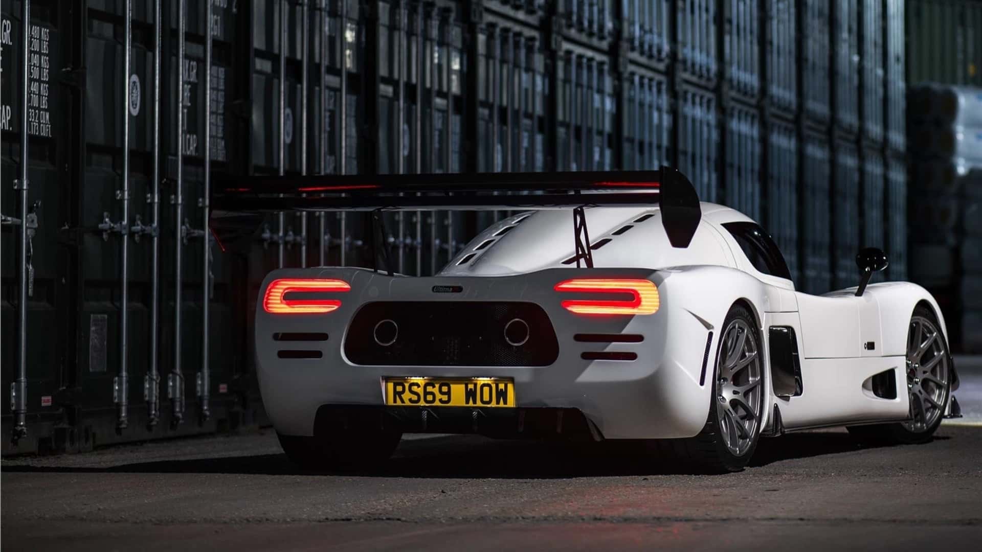 Просмотр изображения peregryn-gt-r-ultima-rs-rear 2.jpeg