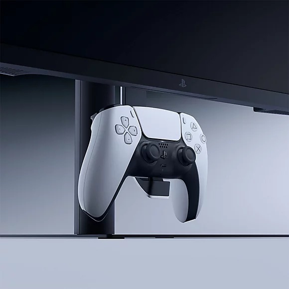 Close-up of PS Monitor with DualSense